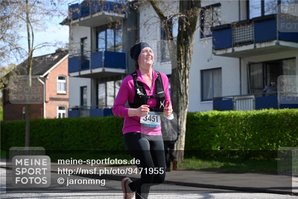 12.04.2026 - 45. Internationalen Wilhelmsburger Insellauf J. Mangold http://msf.ph/oto/9471955 12.04.2026 11:27:57 Ziel 2309, 2310, 2237, 2140, 5831, 2511, 2512, 2352, 3451, 4668, 2297 meine-sportfotos.de