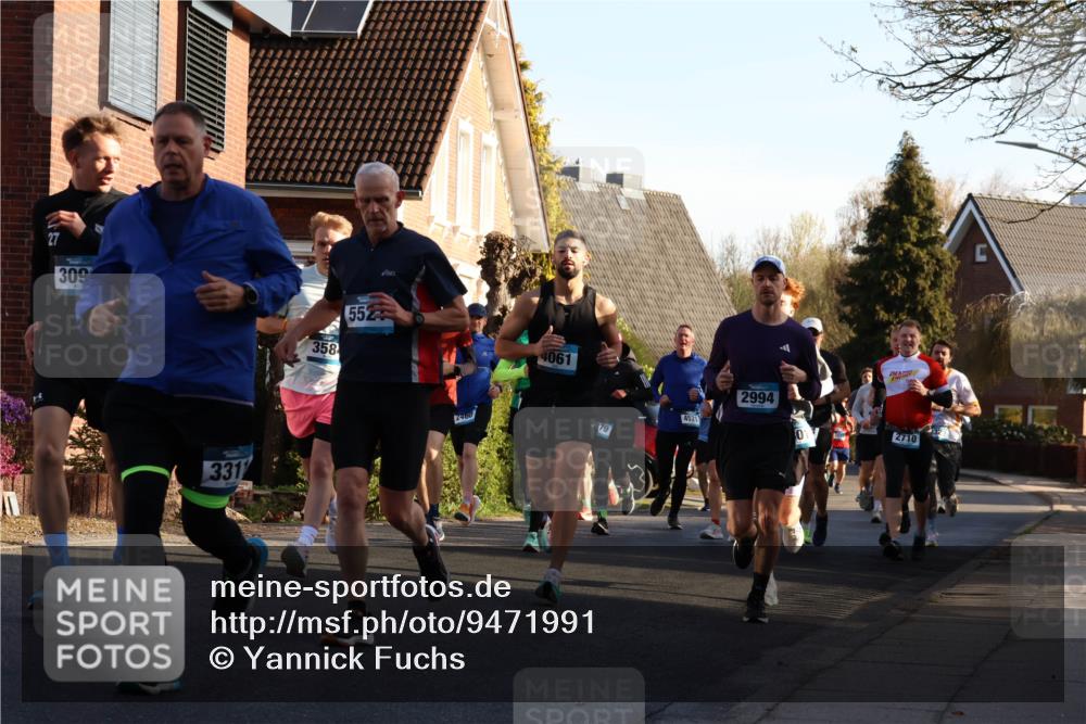 12.04.2026 - 45. Internationalen Wilhelmsburger Insellauf Yannick Fuchs http://msf.ph/oto/9471991 12.04.2026 08:56:50 Laufen 309, 331, 358, 552, 2460, 4061, 4521, 2994, 0, 2710 meine-sportfotos.de