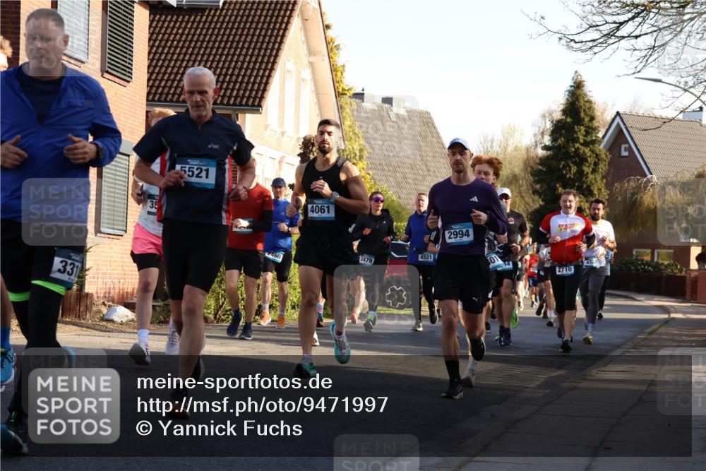 12.04.2026 - 45. Internationalen Wilhelmsburger Insellauf Yannick Fuchs http://msf.ph/oto/9471997 12.04.2026 08:56:51 Laufen 331, 35, 5521, 4061, 2460, 2479, 4521, 2994, 301, 2710 meine-sportfotos.de