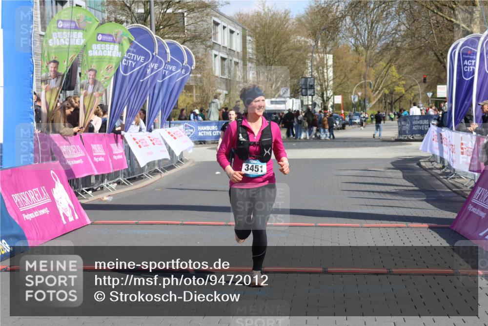 12.04.2026 - 45. Internationalen Wilhelmsburger Insellauf Strokosch-Dieckow http://msf.ph/oto/9472012 12.04.2026 11:28:29 Ziel 3451 meine-sportfotos.de