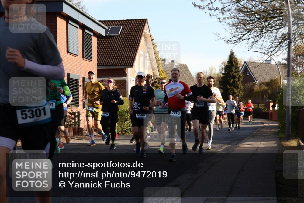 12.04.2026 - 45. Internationalen Wilhelmsburger Insellauf Yannick Fuchs http://msf.ph/oto/9472019 12.04.2026 08:56:54 Laufen 5301, 01, 5706, 2479, 4544, 2710, 3983, 2270 meine-sportfotos.de