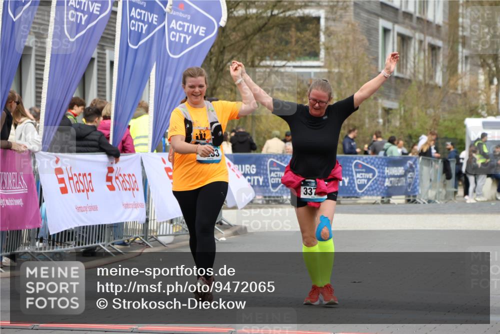 12.04.2026 - 45. Internationalen Wilhelmsburger Insellauf Strokosch-Dieckow http://msf.ph/oto/9472065 12.04.2026 13:36:39 Ziel 5233, 3376 meine-sportfotos.de