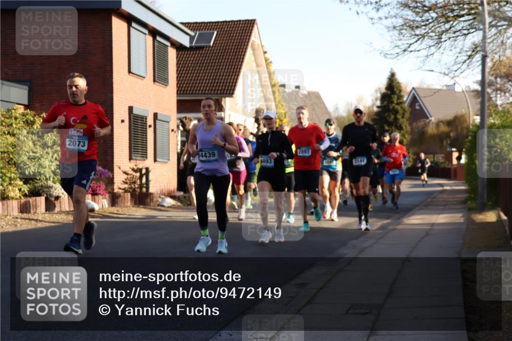 12.04.2026 - 45. Internationalen Wilhelmsburger Insellauf Yannick Fuchs http://msf.ph/oto/9472149 12.04.2026 08:57:04 Laufen 2073, 2893, 4439, 493, 5048, 3141 meine-sportfotos.de