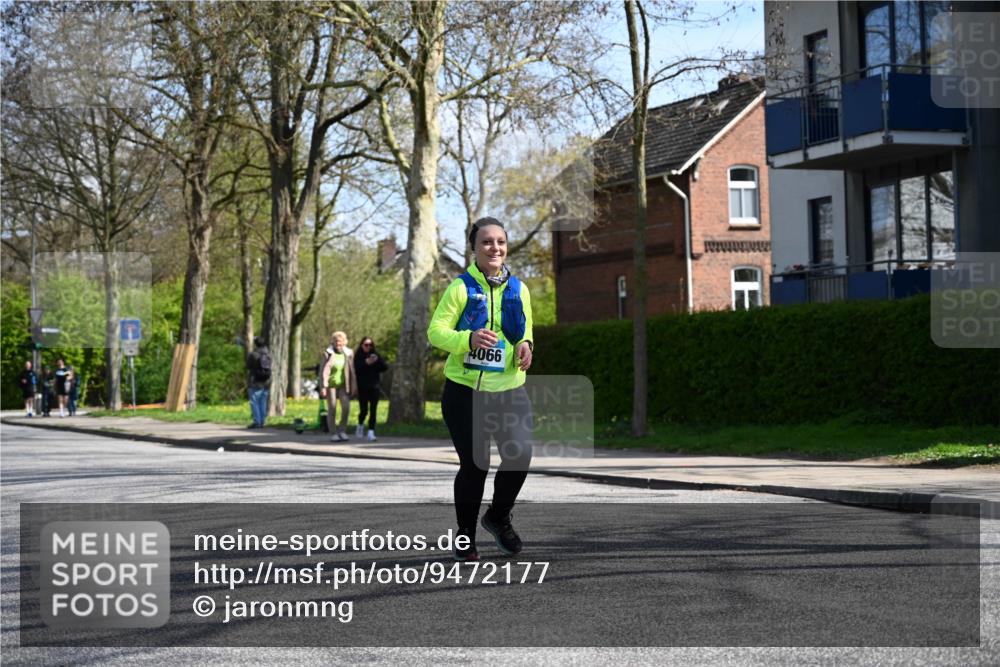 12.04.2026 - 45. Internationalen Wilhelmsburger Insellauf J. Mangold http://msf.ph/oto/9472177 12.04.2026 11:29:08 Ziel 2109, 4066, 3545, 4589 meine-sportfotos.de