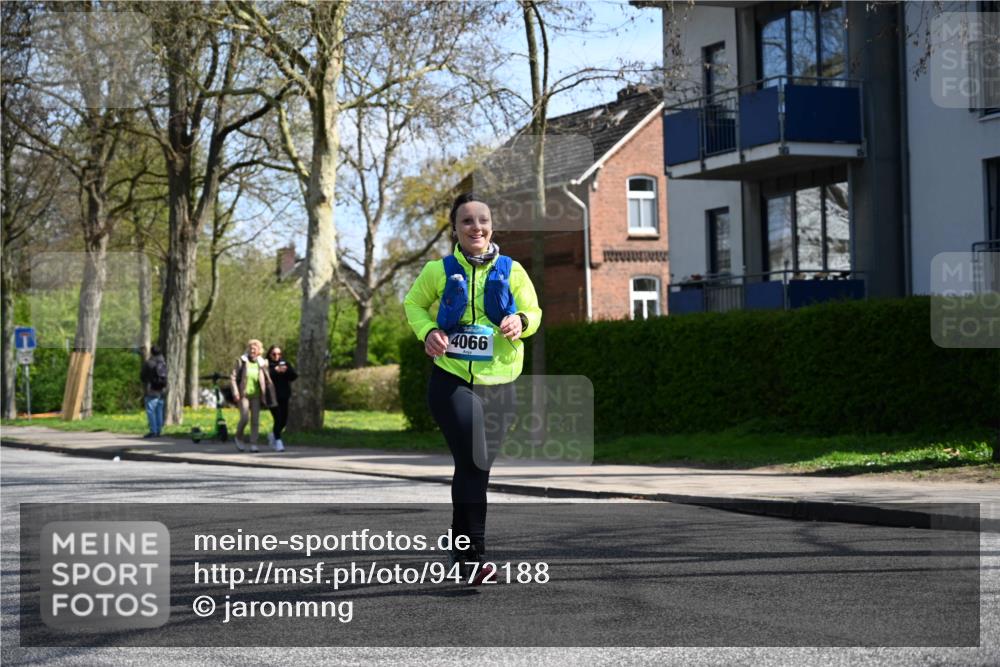 12.04.2026 - 45. Internationalen Wilhelmsburger Insellauf J. Mangold http://msf.ph/oto/9472188 12.04.2026 11:29:08 Ziel 2109, 4066, 3545, 4589 meine-sportfotos.de