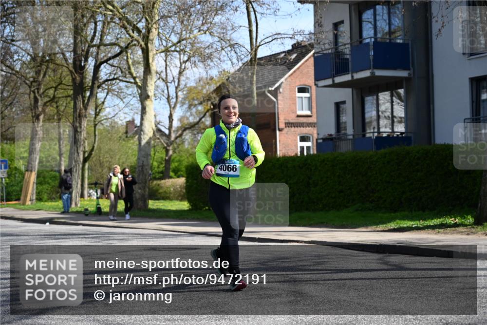 12.04.2026 - 45. Internationalen Wilhelmsburger Insellauf J. Mangold http://msf.ph/oto/9472191 12.04.2026 11:29:08 Ziel 2109, 4066, 3545, 4589 meine-sportfotos.de