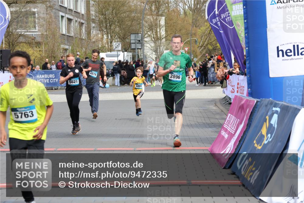 12.04.2026 - 45. Internationalen Wilhelmsburger Insellauf Strokosch-Dieckow http://msf.ph/oto/9472335 12.04.2026 12:53:24 Ziel 5763, 2896, 5621, 4879, 4891, 5127 meine-sportfotos.de