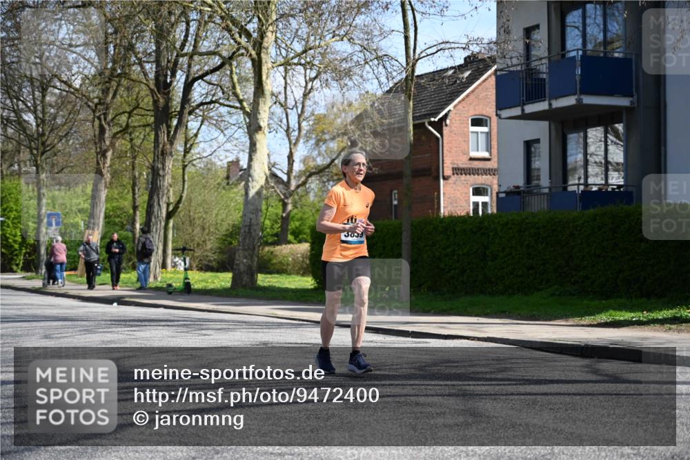 12.04.2026 - 45. Internationalen Wilhelmsburger Insellauf J. Mangold http://msf.ph/oto/9472400 12.04.2026 11:29:46 Ziel 4589, 4784, 3839, 3839, 2697, 2698, 2476, 2498 meine-sportfotos.de