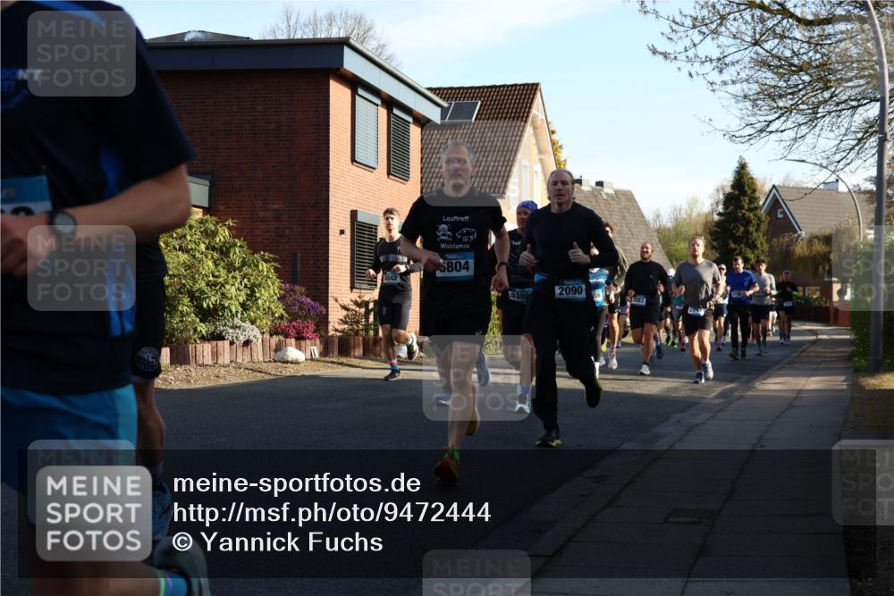 12.04.2026 - 45. Internationalen Wilhelmsburger Insellauf Yannick Fuchs http://msf.ph/oto/9472444 12.04.2026 08:57:27 Laufen 3042, 5804, 338, 2090, 2883 meine-sportfotos.de