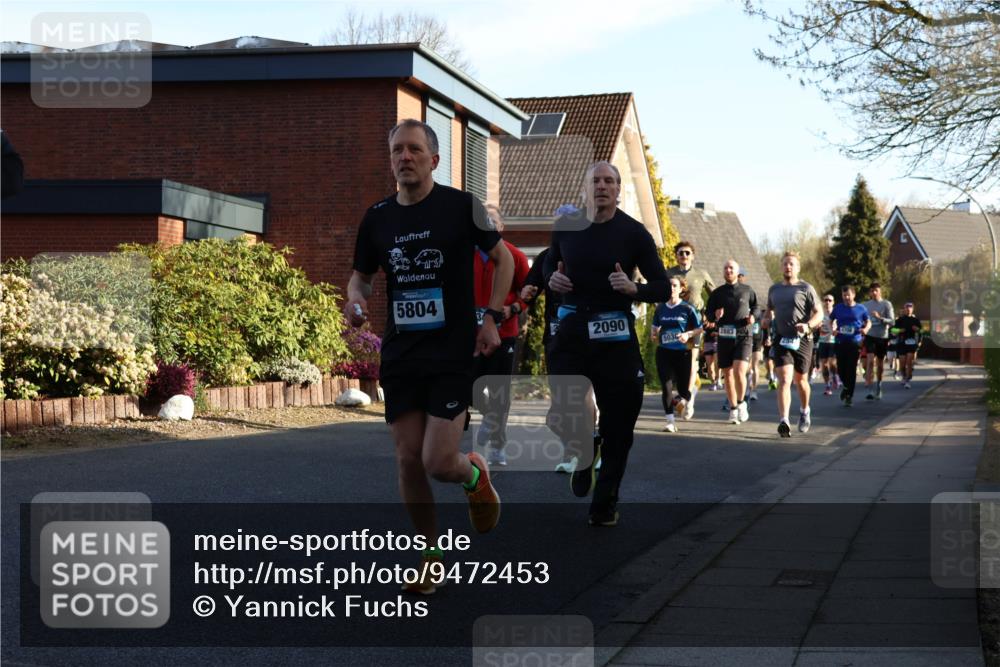 12.04.2026 - 45. Internationalen Wilhelmsburger Insellauf Yannick Fuchs http://msf.ph/oto/9472453 12.04.2026 08:57:28 Laufen 5804, 2090, 5030, 2883, 28 meine-sportfotos.de
