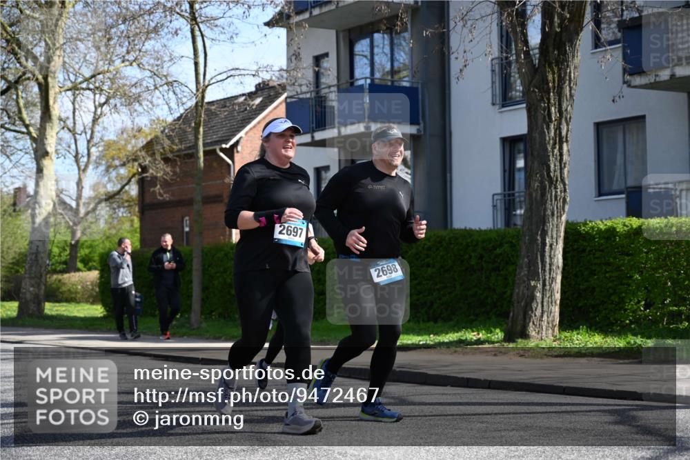12.04.2026 - 45. Internationalen Wilhelmsburger Insellauf J. Mangold http://msf.ph/oto/9472467 12.04.2026 11:30:01 Ziel 3839, 2697, 2698, 2476, 2498, 2498, 4737 meine-sportfotos.de