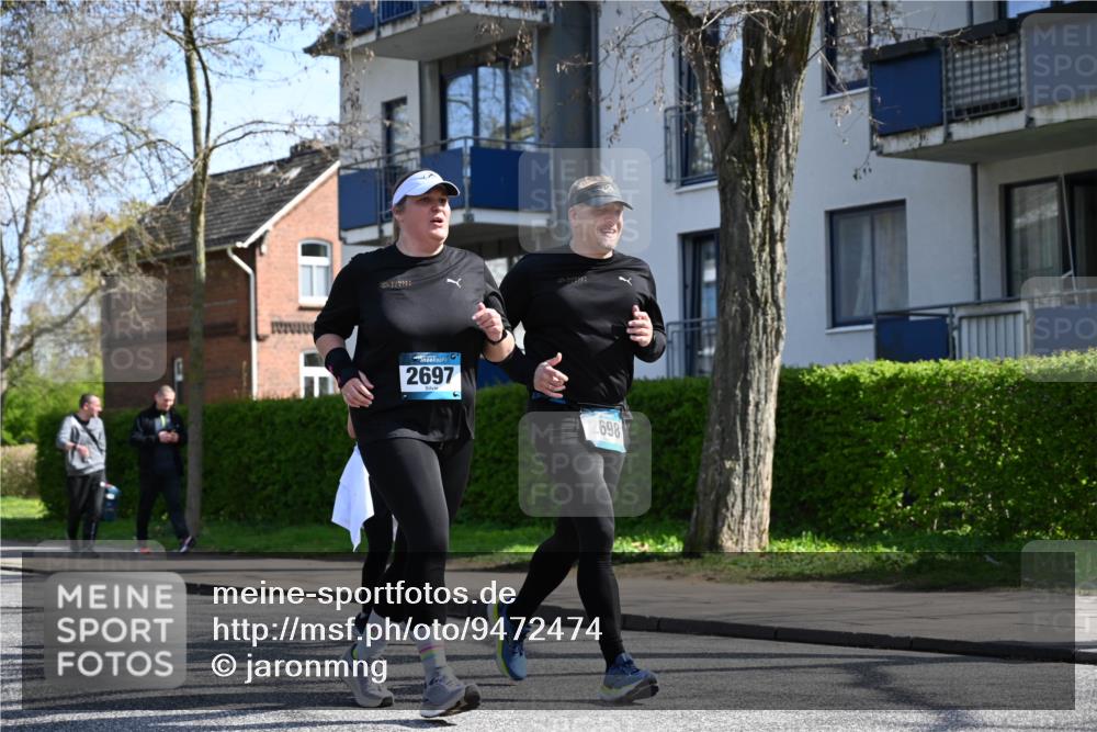 12.04.2026 - 45. Internationalen Wilhelmsburger Insellauf J. Mangold http://msf.ph/oto/9472474 12.04.2026 11:30:01 Ziel 3839, 2697, 2698, 2476, 2498, 2498, 4737 meine-sportfotos.de