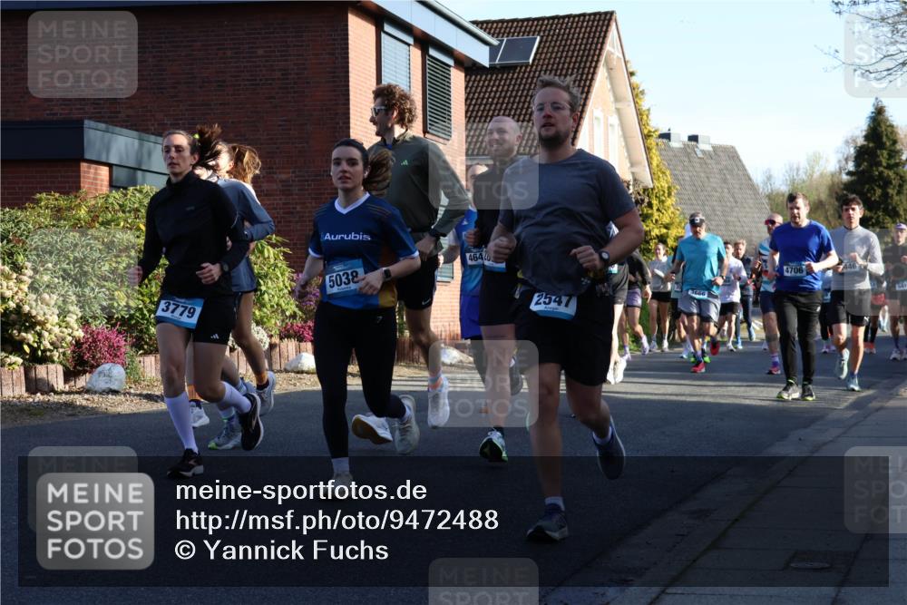 12.04.2026 - 45. Internationalen Wilhelmsburger Insellauf Yannick Fuchs http://msf.ph/oto/9472488 12.04.2026 08:57:30 Laufen 3779, 5038, 4640, 2547, 3666, 4706, 446 meine-sportfotos.de