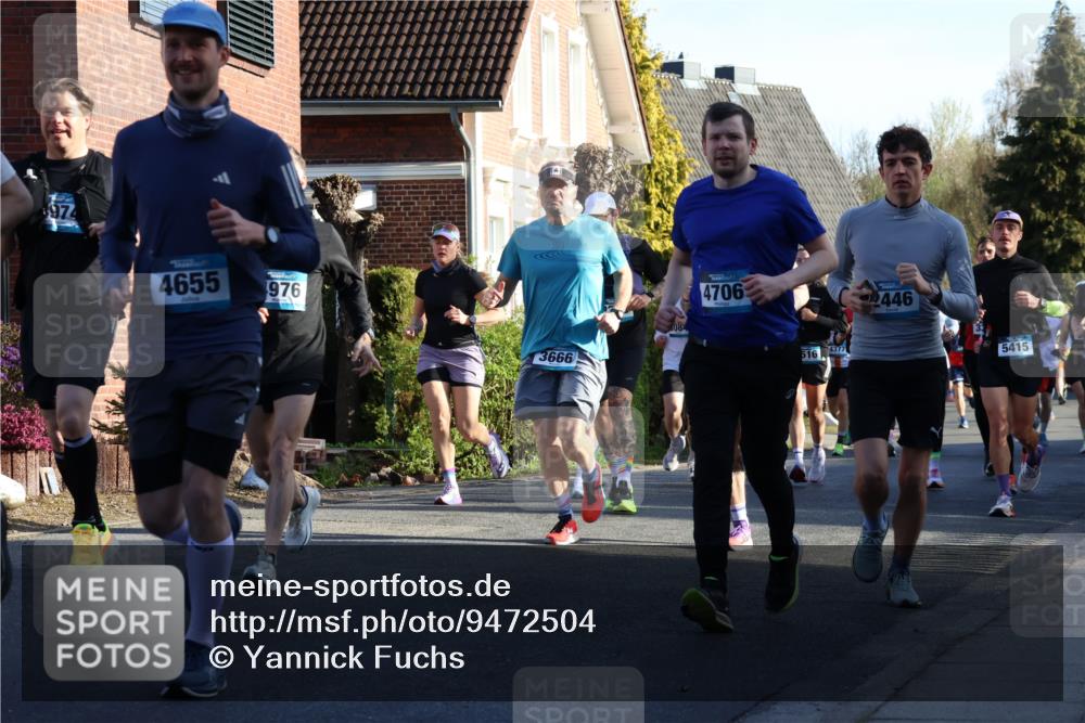 12.04.2026 - 45. Internationalen Wilhelmsburger Insellauf Yannick Fuchs http://msf.ph/oto/9472504 12.04.2026 08:57:32 Laufen 97, 4655, 976, 3666, 08, 4706, 516, 4377, 446, 5415 meine-sportfotos.de