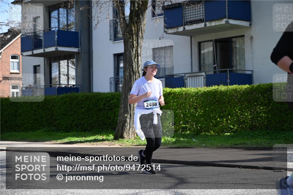 12.04.2026 - 45. Internationalen Wilhelmsburger Insellauf J. Mangold http://msf.ph/oto/9472514 12.04.2026 11:30:02 Ziel 3839, 2697, 2698, 2476, 2498, 4737 meine-sportfotos.de