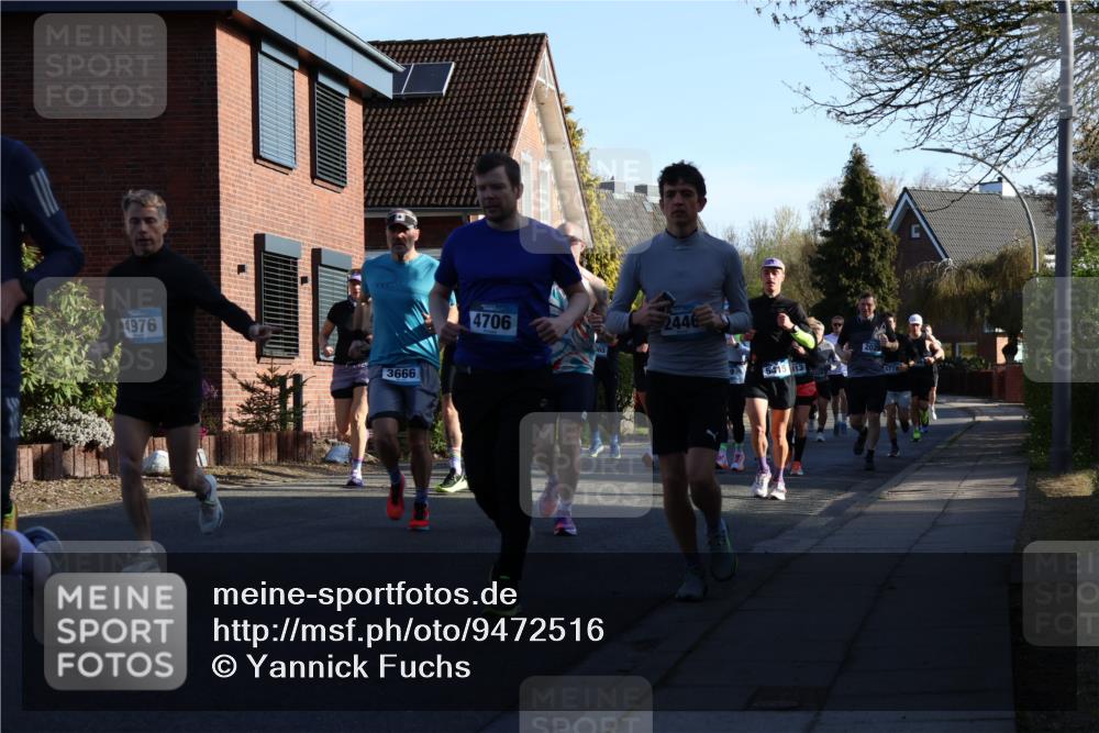 12.04.2026 - 45. Internationalen Wilhelmsburger Insellauf Yannick Fuchs http://msf.ph/oto/9472516 12.04.2026 08:57:33 Laufen 4976, 3666, 4706, 2446, 5415, 13, 2020 meine-sportfotos.de