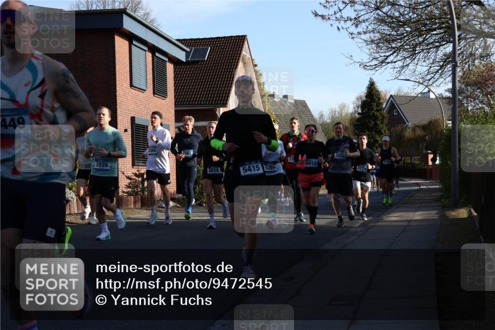 12.04.2026 - 45. Internationalen Wilhelmsburger Insellauf Yannick Fuchs http://msf.ph/oto/9472545 12.04.2026 08:57:35 Laufen 449, 2039, 3084, 2065, 3516, 5415, 5359, 4913, 2020, 4779, 4108 meine-sportfotos.de