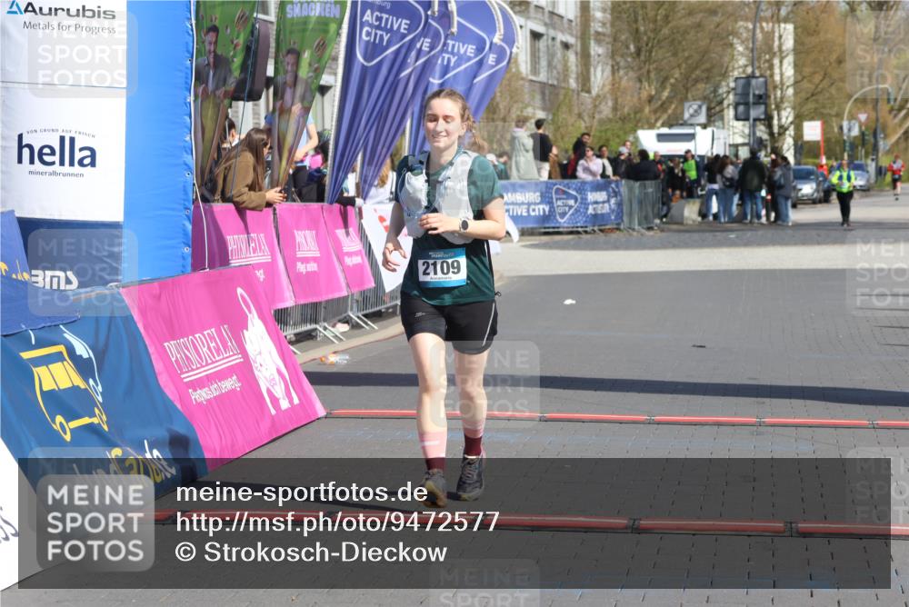 12.04.2026 - 45. Internationalen Wilhelmsburger Insellauf Strokosch-Dieckow http://msf.ph/oto/9472577 12.04.2026 11:29:23 Ziel 2342, 2109 meine-sportfotos.de