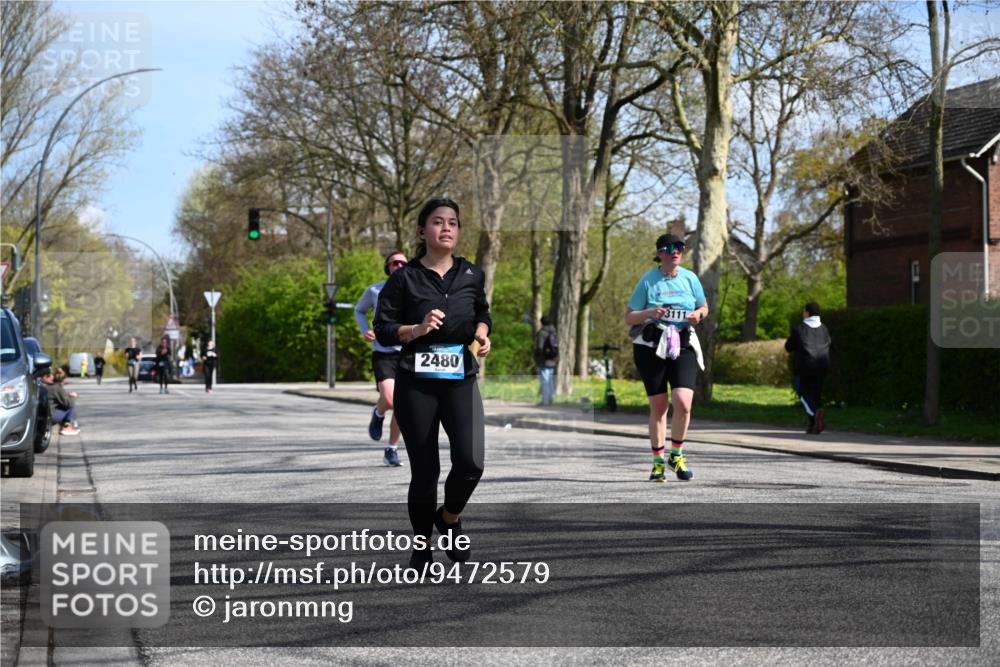12.04.2026 - 45. Internationalen Wilhelmsburger Insellauf J. Mangold http://msf.ph/oto/9472579 12.04.2026 11:30:37 Ziel 4737, 2480, 3111, 2524, 2475, 2279 meine-sportfotos.de