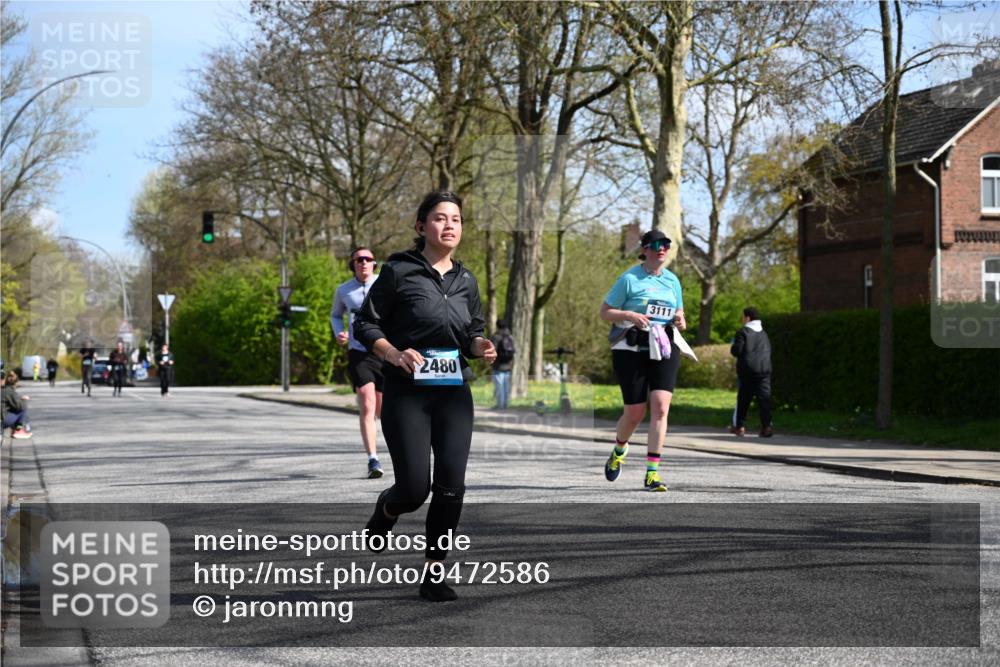 12.04.2026 - 45. Internationalen Wilhelmsburger Insellauf J. Mangold http://msf.ph/oto/9472586 12.04.2026 11:30:37 Ziel 4737, 2480, 3111, 2524, 2475, 2279 meine-sportfotos.de