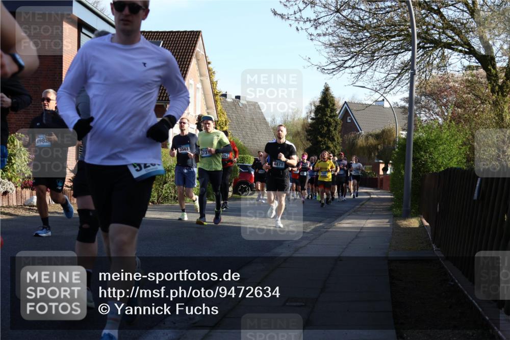 12.04.2026 - 45. Internationalen Wilhelmsburger Insellauf Yannick Fuchs http://msf.ph/oto/9472634 12.04.2026 08:57:42 Laufen 498, 3563, 573, 4871, 4501 meine-sportfotos.de