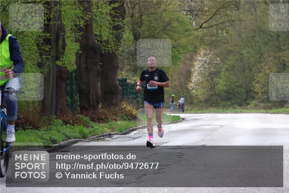12.04.2026 - 45. Internationalen Wilhelmsburger Insellauf Yannick Fuchs http://msf.ph/oto/9472677 12.04.2026 09:57:01 Laufen  meine-sportfotos.de