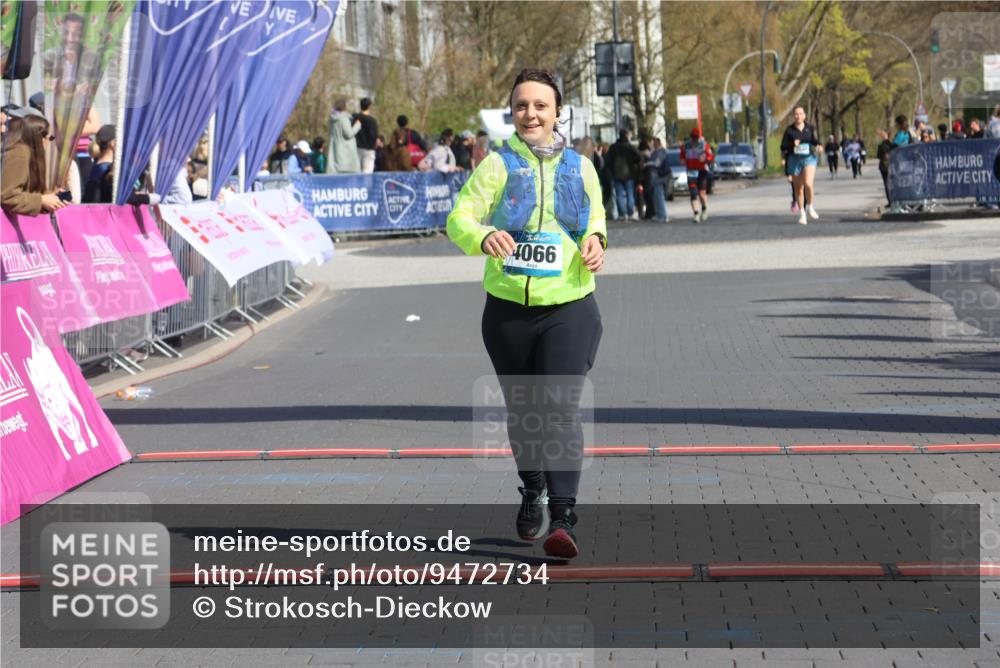 12.04.2026 - 45. Internationalen Wilhelmsburger Insellauf Strokosch-Dieckow http://msf.ph/oto/9472734 12.04.2026 11:29:47 Ziel 4066 meine-sportfotos.de