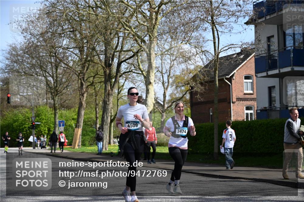12.04.2026 - 45. Internationalen Wilhelmsburger Insellauf J. Mangold http://msf.ph/oto/9472769 12.04.2026 11:32:57 Ziel 3474, 4509, 2230, 2233, 4939 meine-sportfotos.de