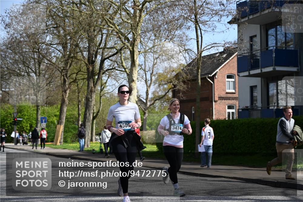 12.04.2026 - 45. Internationalen Wilhelmsburger Insellauf J. Mangold http://msf.ph/oto/9472775 12.04.2026 11:32:58 Ziel 3474, 4509, 2230, 2233, 4939 meine-sportfotos.de