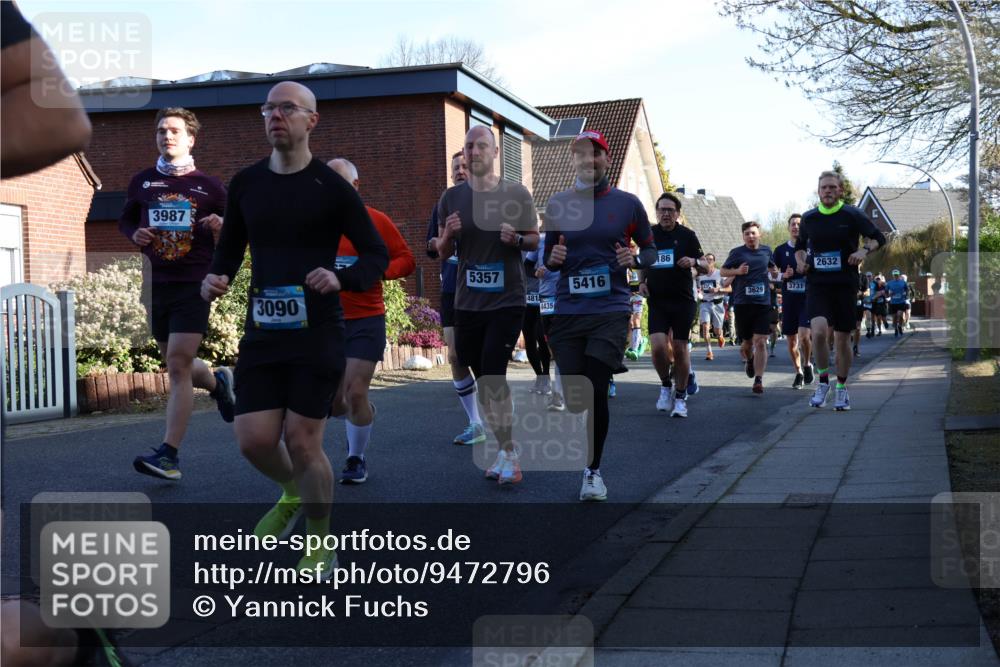 12.04.2026 - 45. Internationalen Wilhelmsburger Insellauf Yannick Fuchs http://msf.ph/oto/9472796 12.04.2026 08:57:51 Laufen 3987, 3090, 5357, 481, 4435, 5416, 186, 3629, 3731, 2632 meine-sportfotos.de