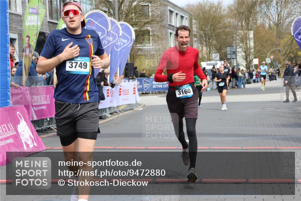 12.04.2026 - 45. Internationalen Wilhelmsburger Insellauf Strokosch-Dieckow http://msf.ph/oto/9472880 12.04.2026 12:53:39 Ziel 4183, 3749, 3160, 5628, 5447 meine-sportfotos.de