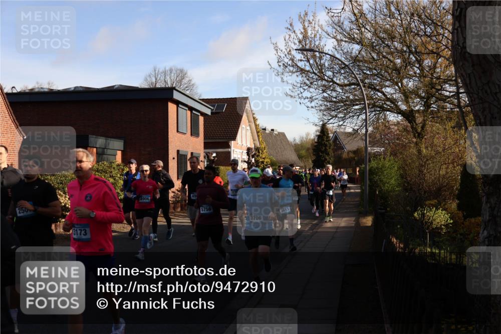 12.04.2026 - 45. Internationalen Wilhelmsburger Insellauf Yannick Fuchs http://msf.ph/oto/9472910 12.04.2026 08:58:00 Laufen 250, 3173, 4906, 5756, 3172, 3706, 3613 meine-sportfotos.de