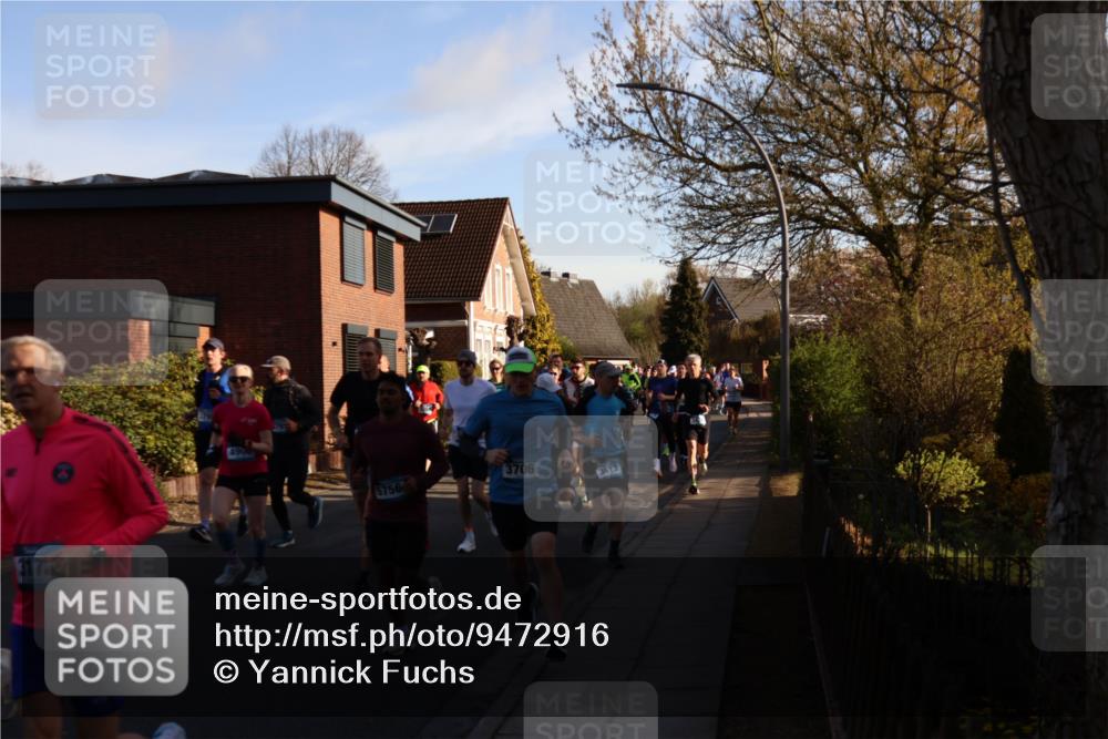 12.04.2026 - 45. Internationalen Wilhelmsburger Insellauf Yannick Fuchs http://msf.ph/oto/9472916 12.04.2026 08:58:00 Laufen 317, 4900, 5756, 3706, 3613 meine-sportfotos.de