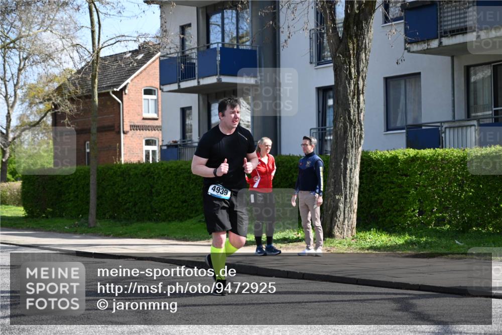 12.04.2026 - 45. Internationalen Wilhelmsburger Insellauf J. Mangold http://msf.ph/oto/9472925 12.04.2026 11:33:19 Ziel 2233, 4939 meine-sportfotos.de