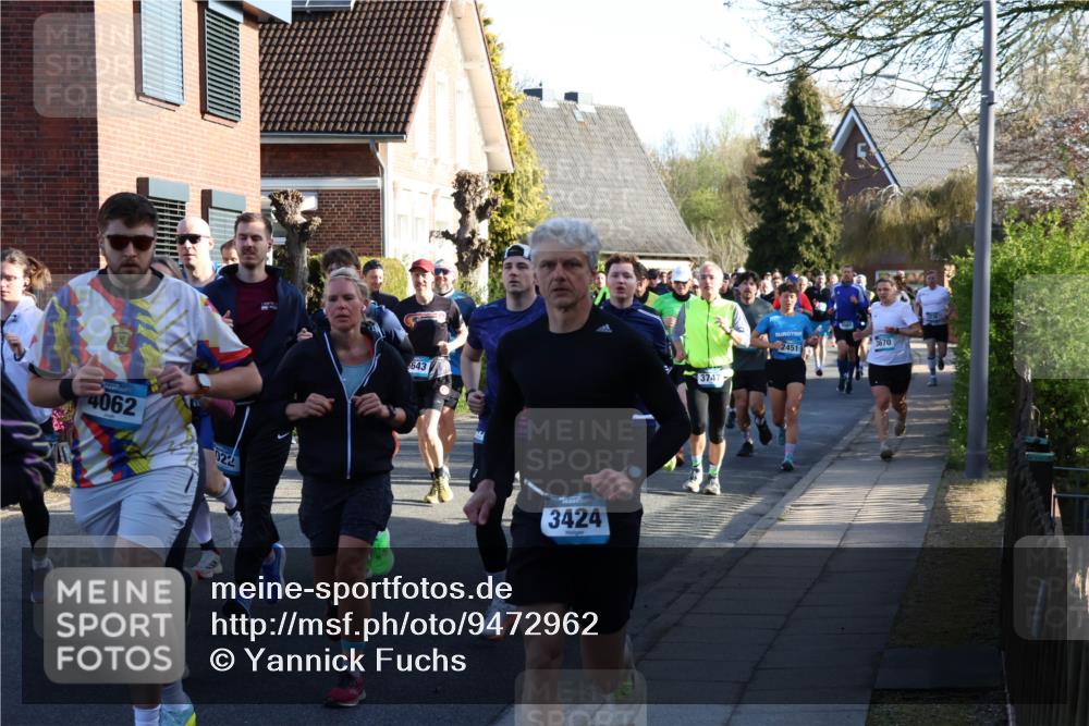 12.04.2026 - 45. Internationalen Wilhelmsburger Insellauf Yannick Fuchs http://msf.ph/oto/9472962 12.04.2026 08:58:03 Laufen 4062, 022, 643, 3424, 3747, 2451, 3670 meine-sportfotos.de