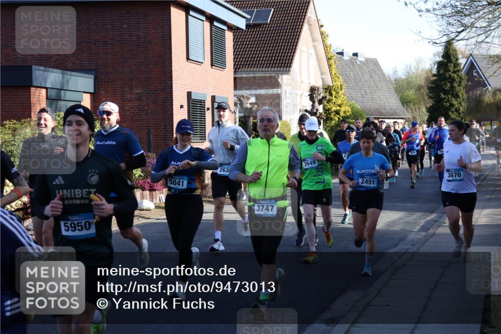 12.04.2026 - 45. Internationalen Wilhelmsburger Insellauf Yannick Fuchs http://msf.ph/oto/9473013 12.04.2026 08:58:06 Laufen 000000, 5950, 5041, 263, 3747, 2649, 2451, 3670 meine-sportfotos.de