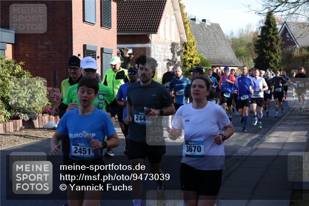 12.04.2026 - 45. Internationalen Wilhelmsburger Insellauf Yannick Fuchs http://msf.ph/oto/9473039 12.04.2026 08:58:08 Laufen 2451, 5567, 5511, 3087, 3230, 4787, 2444, 3670 meine-sportfotos.de