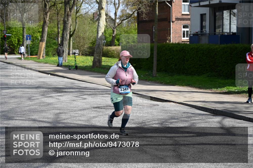 12.04.2026 - 45. Internationalen Wilhelmsburger Insellauf J. Mangold http://msf.ph/oto/9473078 12.04.2026 11:35:22 Ziel 2341 meine-sportfotos.de