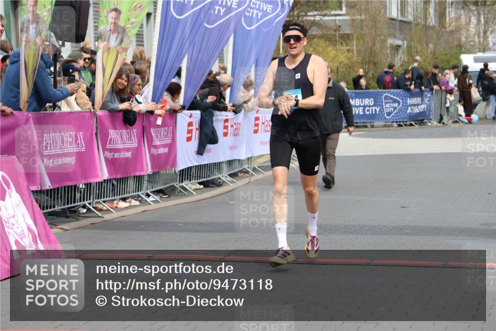 12.04.2026 - 45. Internationalen Wilhelmsburger Insellauf Strokosch-Dieckow http://msf.ph/oto/9473118 12.04.2026 12:53:47 Ziel 5628, 5447, 5464, 5358 meine-sportfotos.de