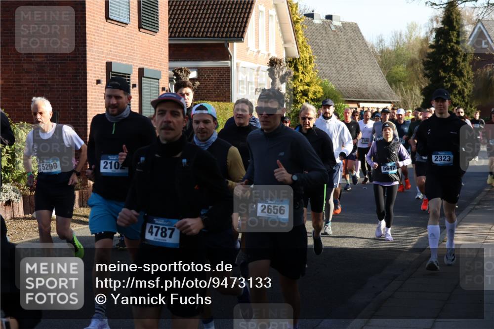 12.04.2026 - 45. Internationalen Wilhelmsburger Insellauf Yannick Fuchs http://msf.ph/oto/9473133 12.04.2026 08:58:14 Laufen 5299, 210, 4787, 2656, 2189, 5647, 2323 meine-sportfotos.de