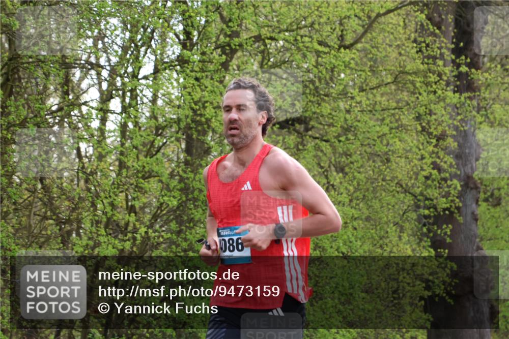 12.04.2026 - 45. Internationalen Wilhelmsburger Insellauf Yannick Fuchs http://msf.ph/oto/9473159 12.04.2026 09:59:21 Laufen 086 meine-sportfotos.de