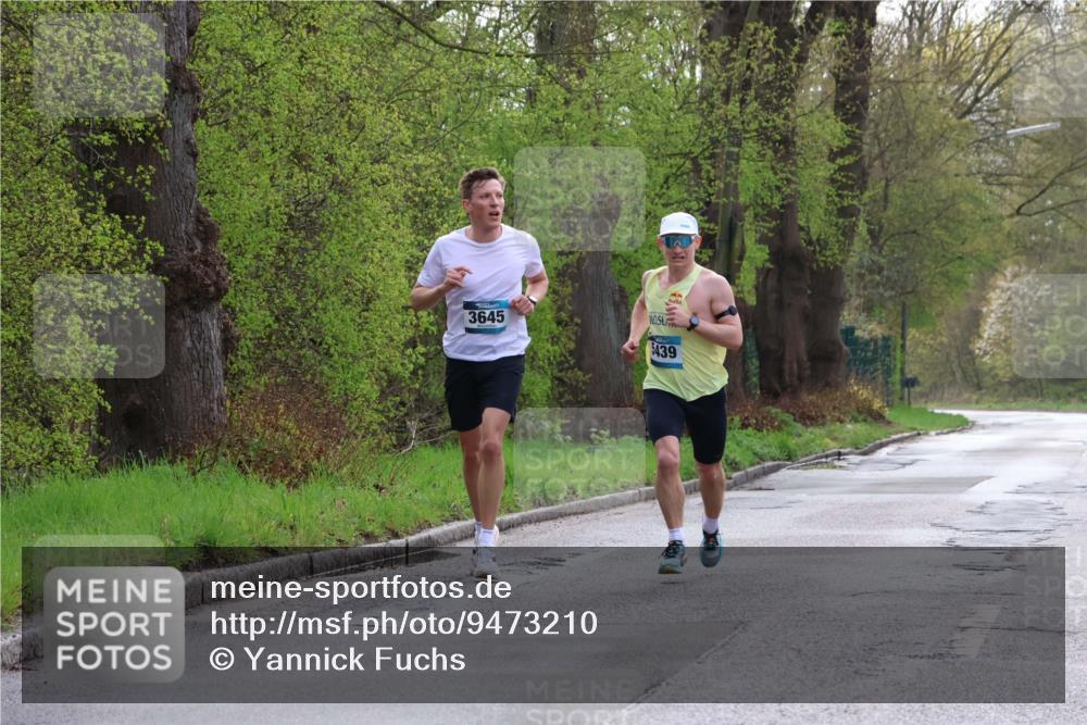 12.04.2026 - 45. Internationalen Wilhelmsburger Insellauf Yannick Fuchs http://msf.ph/oto/9473210 12.04.2026 09:59:43 Laufen 3645, 5439 meine-sportfotos.de