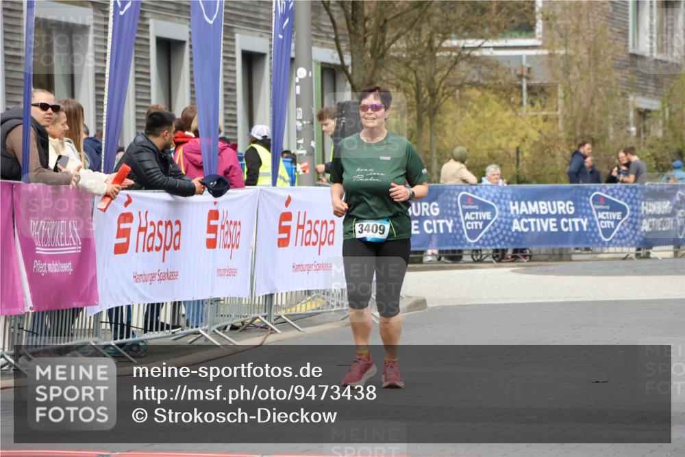 12.04.2026 - 45. Internationalen Wilhelmsburger Insellauf Strokosch-Dieckow http://msf.ph/oto/9473438 12.04.2026 13:34:44 Ziel 3409 meine-sportfotos.de