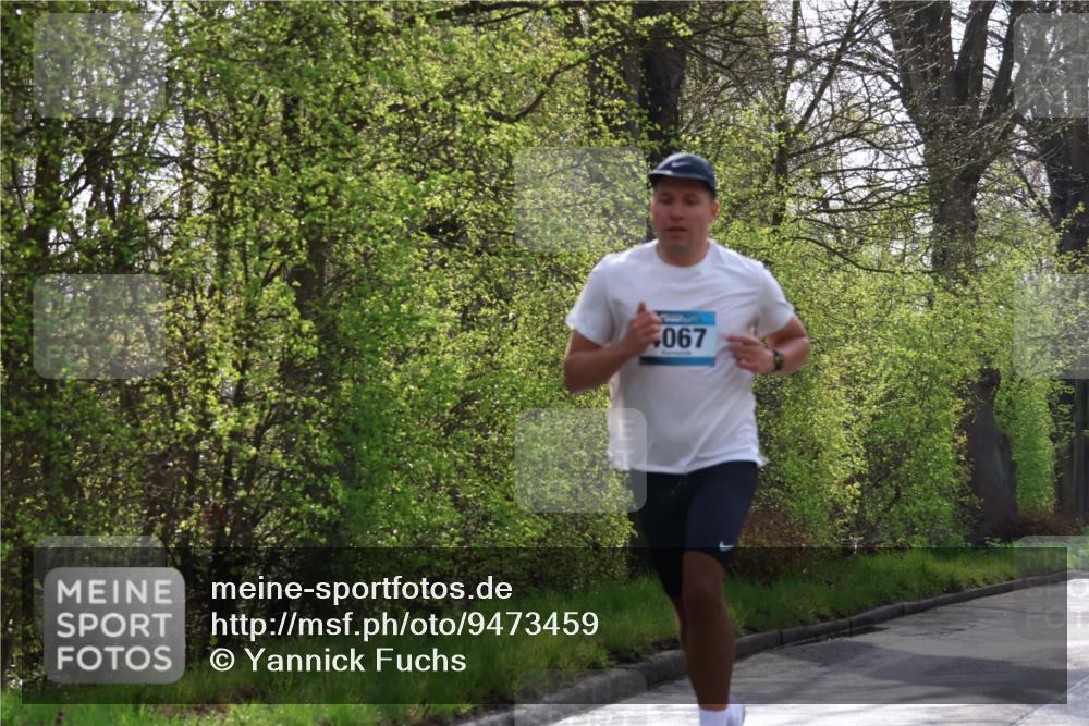 12.04.2026 - 45. Internationalen Wilhelmsburger Insellauf Yannick Fuchs http://msf.ph/oto/9473459 12.04.2026 10:01:11 Laufen 067 meine-sportfotos.de