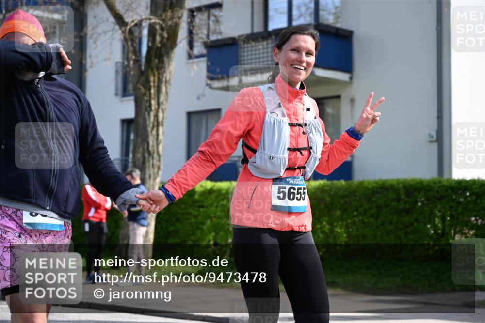 12.04.2026 - 45. Internationalen Wilhelmsburger Insellauf J. Mangold http://msf.ph/oto/9473478 12.04.2026 11:38:04 Ziel 5948, 5655, 5656, 3354, 2955 meine-sportfotos.de