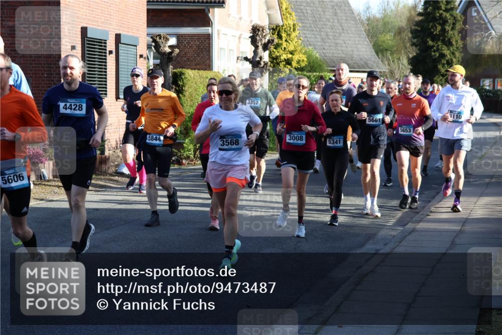 12.04.2026 - 45. Internationalen Wilhelmsburger Insellauf Yannick Fuchs http://msf.ph/oto/9473487 12.04.2026 08:58:37 Laufen 5606, 4428, 3357, 3008, 5844, 3568, 5341, 3110, 5661, 5653 meine-sportfotos.de