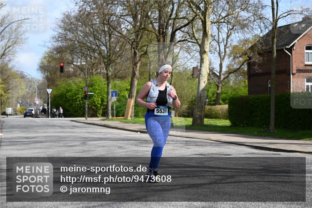 12.04.2026 - 45. Internationalen Wilhelmsburger Insellauf J. Mangold http://msf.ph/oto/9473608 12.04.2026 11:39:16 Ziel 5531 meine-sportfotos.de