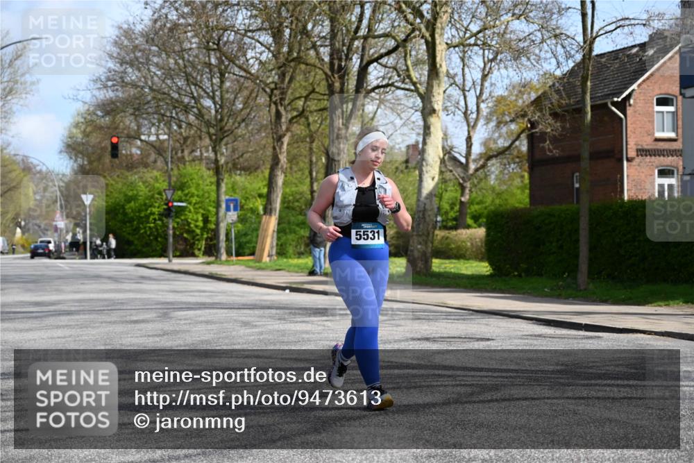 12.04.2026 - 45. Internationalen Wilhelmsburger Insellauf J. Mangold http://msf.ph/oto/9473613 12.04.2026 11:39:16 Ziel 5531 meine-sportfotos.de
