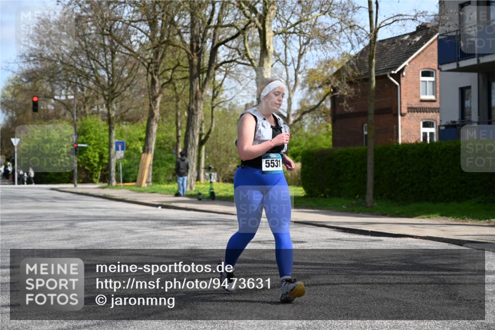 12.04.2026 - 45. Internationalen Wilhelmsburger Insellauf J. Mangold http://msf.ph/oto/9473631 12.04.2026 11:39:16 Ziel 5531 meine-sportfotos.de