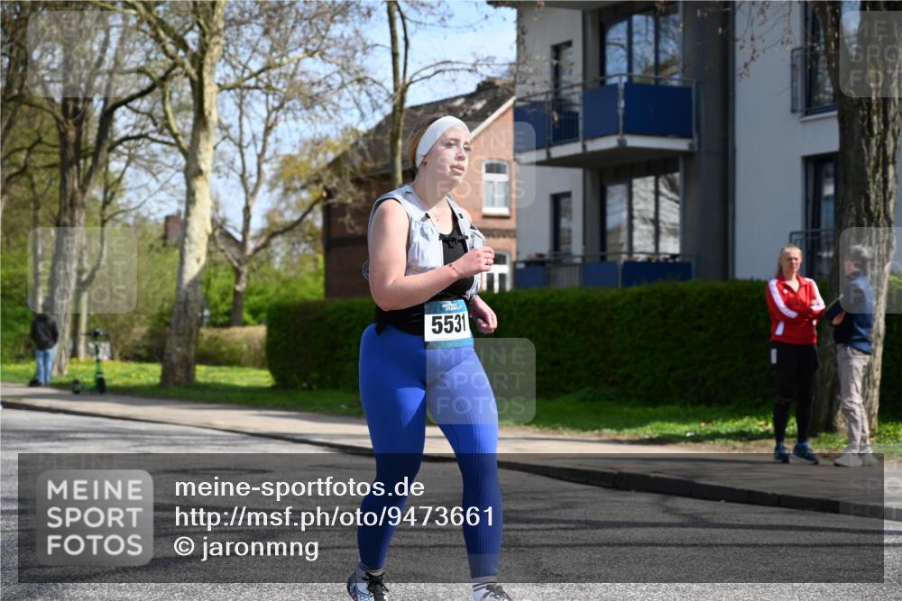 12.04.2026 - 45. Internationalen Wilhelmsburger Insellauf J. Mangold http://msf.ph/oto/9473661 12.04.2026 11:39:17 Ziel 5531 meine-sportfotos.de